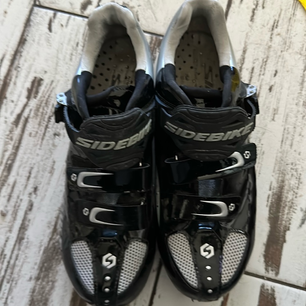 SIDEBIKE Black Silver Cycling Shoes Women’s size 8 or Euro 39